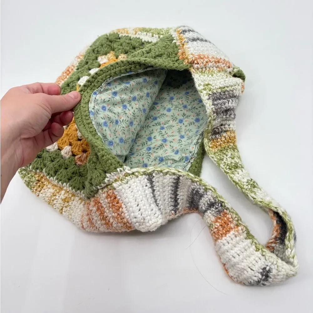 Handcrafted vintage granny Multicolor Crochet Shoulder Bag